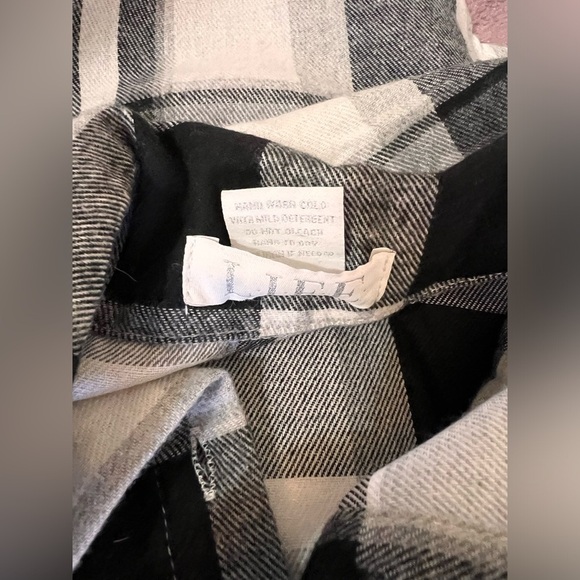 LIFE Black & White Plaid Cropped Flannel with Sequin Eye Patch NWOT - Picture 5 of 5